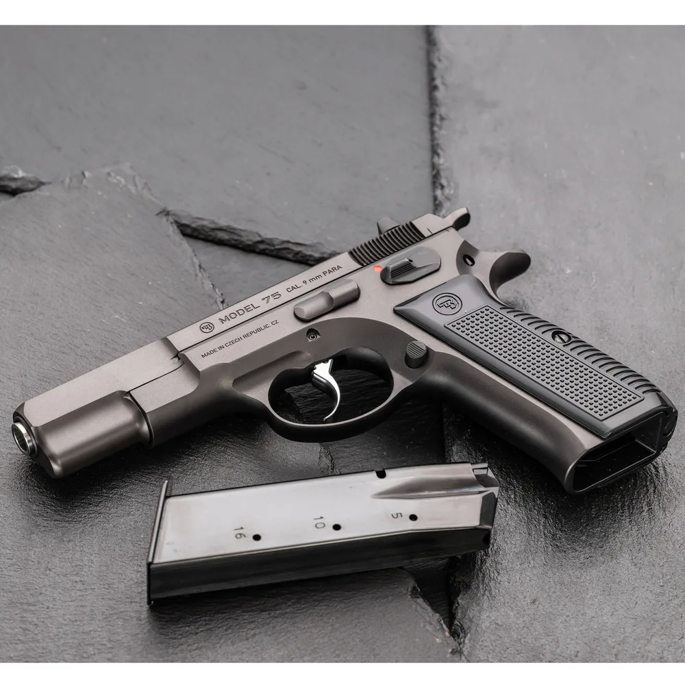 CZ 75 B High-Polish Stainless - Perspektive Hinten